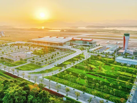 Cư dân mạng đốn tim trước hình ảnh Sân bay Vân Đồn xanh như "resort"